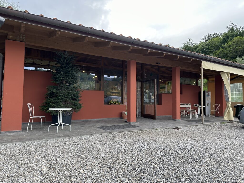 Check out this organic farm store in Pistoia Italy, which carries a variety of local products. 