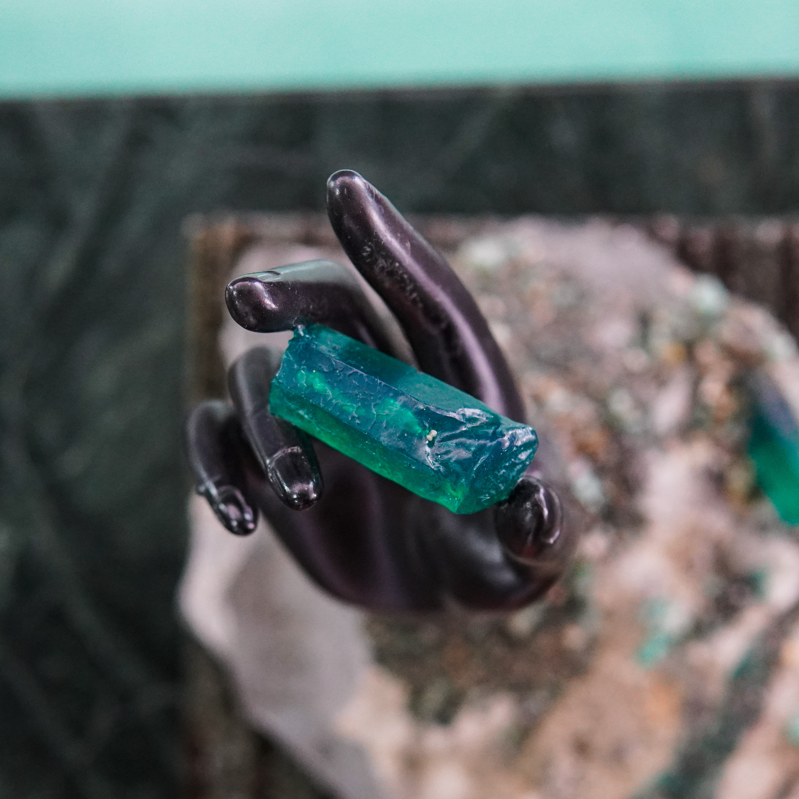 Emeralds are really special Colombian souvenirs that you can cherish for years to come. 