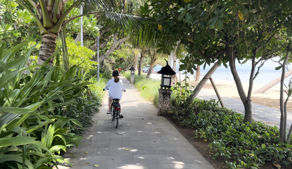 A beach pathway for pedestrians and bikes is one of our favorite features of Boundless Life's location in Sanur Bali. 